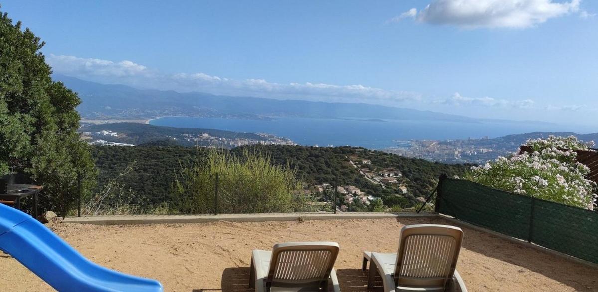 Gites Sassone, Vue Panoramique Sur Ajaccio Et La Mer Alata Exterior foto