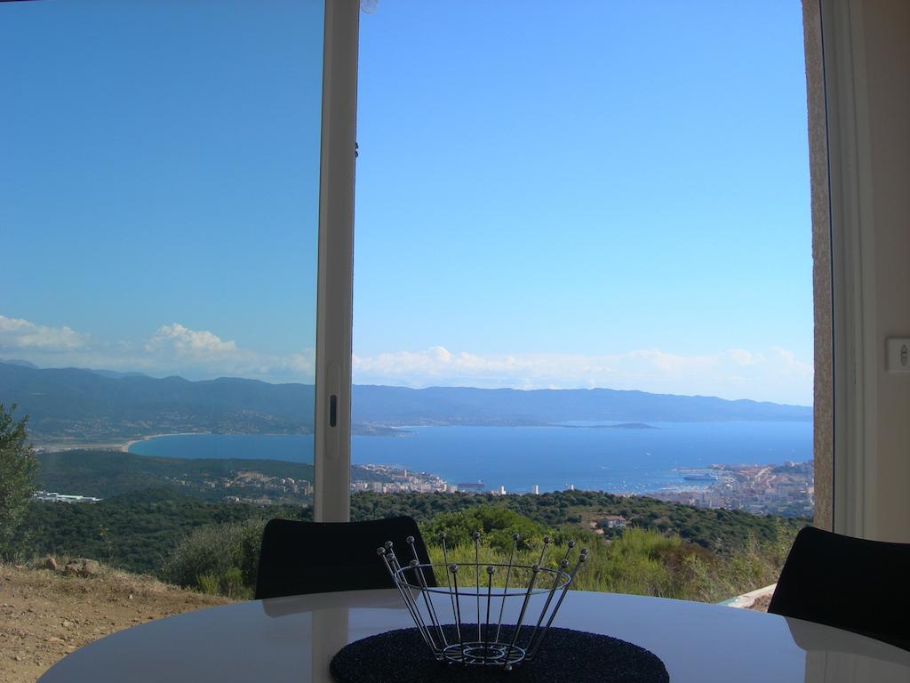 Gites Sassone, Vue Panoramique Sur Ajaccio Et La Mer Alata Cameră foto