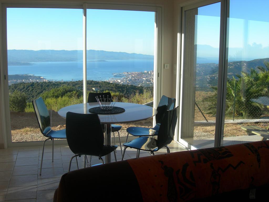 Gites Sassone, Vue Panoramique Sur Ajaccio Et La Mer Alata Cameră foto